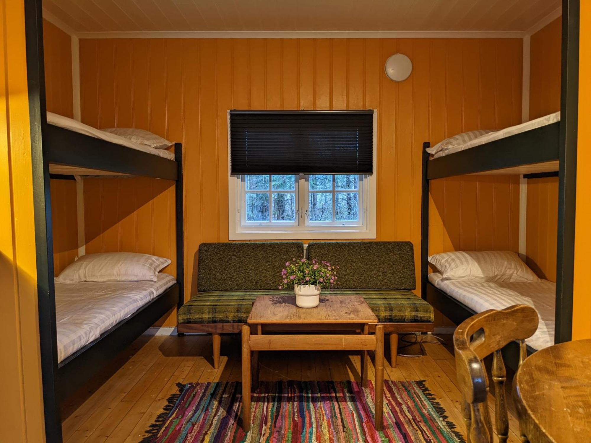Neset Skydsstasjon Hotel Flesberg Стая снимка